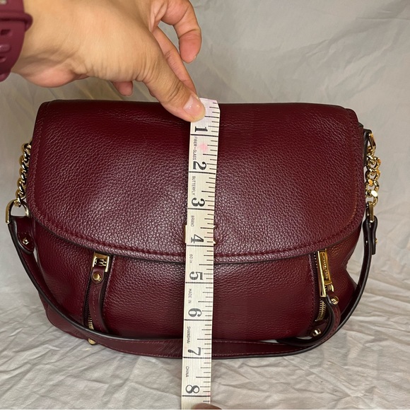 NWOT Michael Kors MK Evie Medium Pebbled Leather Shoulder Bag Burgundy - Picture 2 of 12